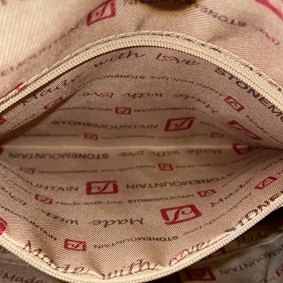 Stone Mountain Accessories White and Black Owl Tote - Picture 10 of 16